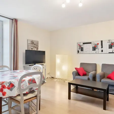 Апартаменты Spacious In Near Town Center